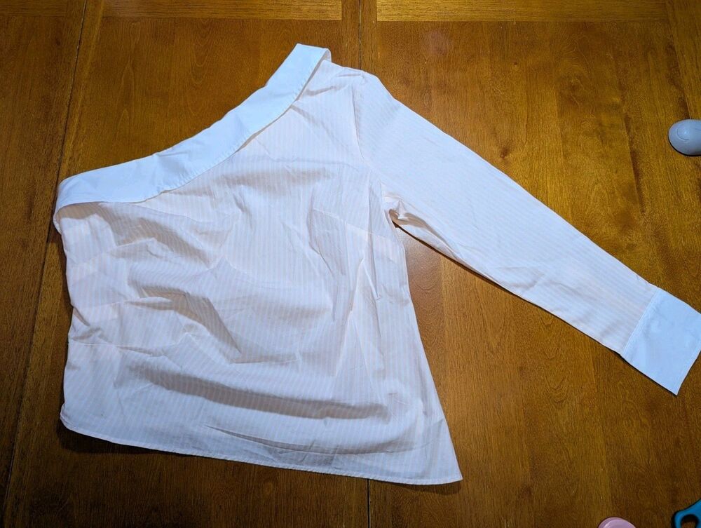 Express One Shoulder Asymmetric Stripe Top Single Long Sleeve White Contrast L